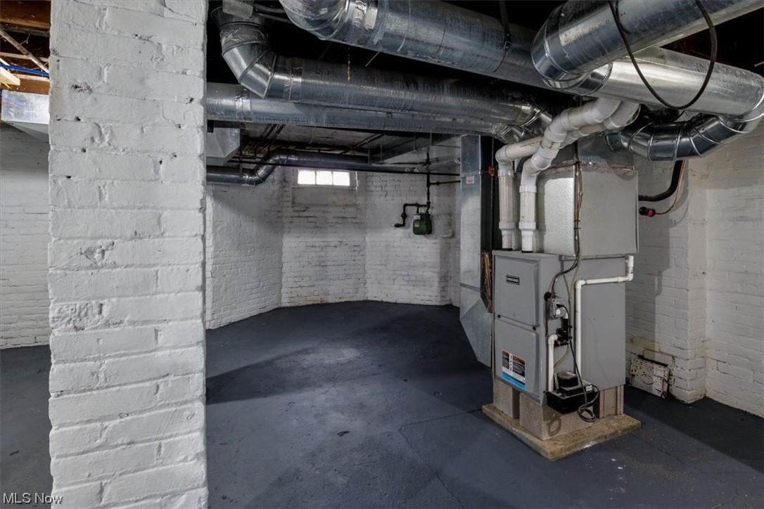 Henry Beach Sub - Residential