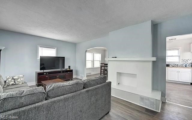 Walton Realty Companys Garfie - Residential