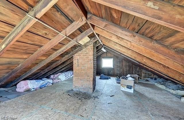 Walton Realty Companys Garfie - Residential