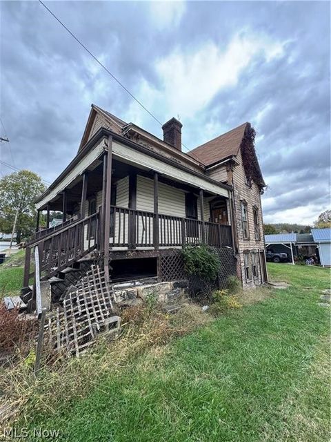 Tiny photo for 806 Carlisle Street, Martins Ferry, OH 43935 (MLS # 5188049)