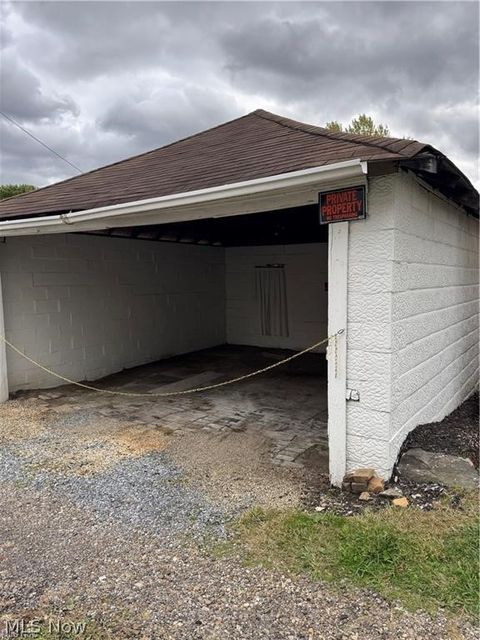 Tiny photo for 806 Carlisle Street, Martins Ferry, OH 43935 (MLS # 5188049)