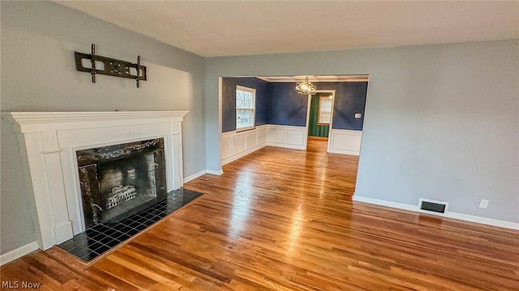 Photo of 426 Dorchester Road, Akron, OH 44320 (MLS # 5191643)