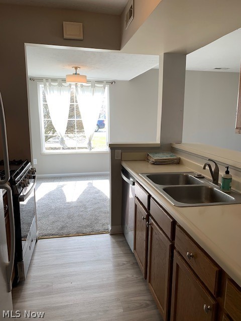 Woodbury Condo - Residential