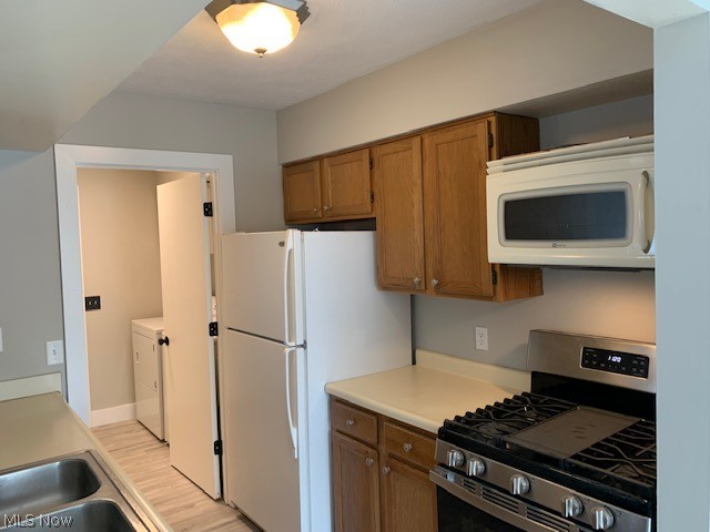 Woodbury Condo - Residential