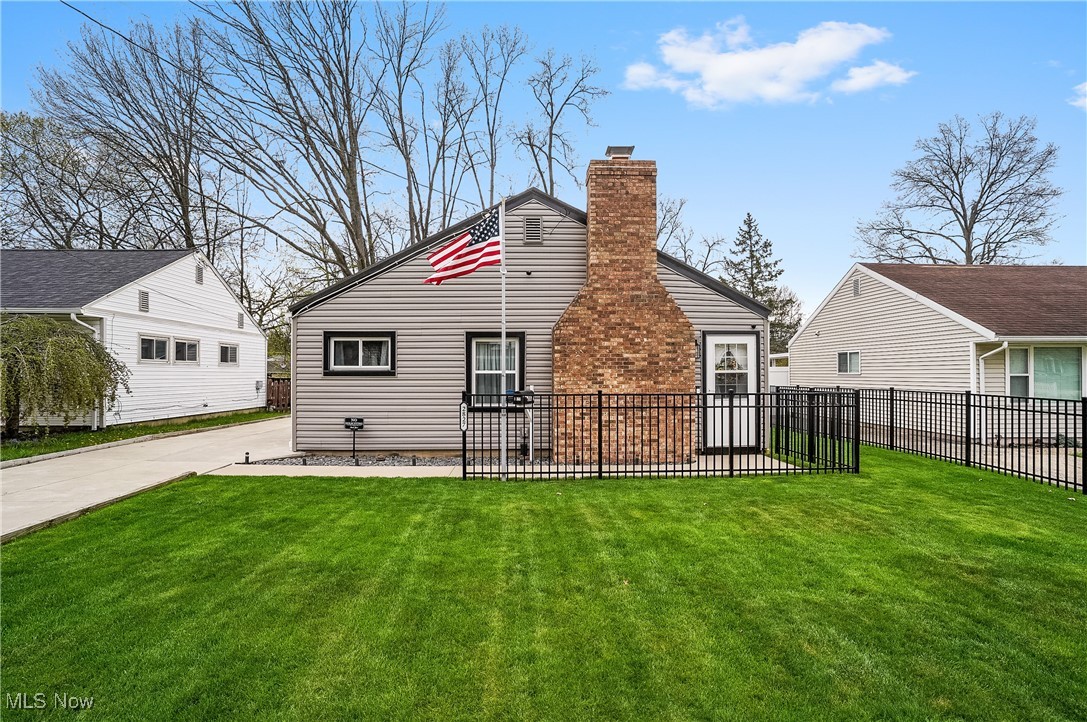 2827 9th Street, Cuyahoga Falls, Ohio image 2