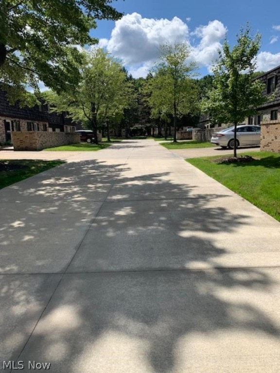 Pine Crest Condo Twnhses Grp G - Residential