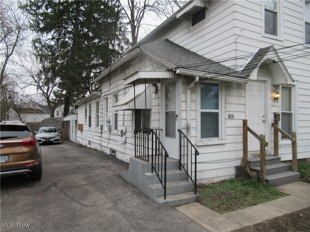 Elworthy Helwick - Residential Lease