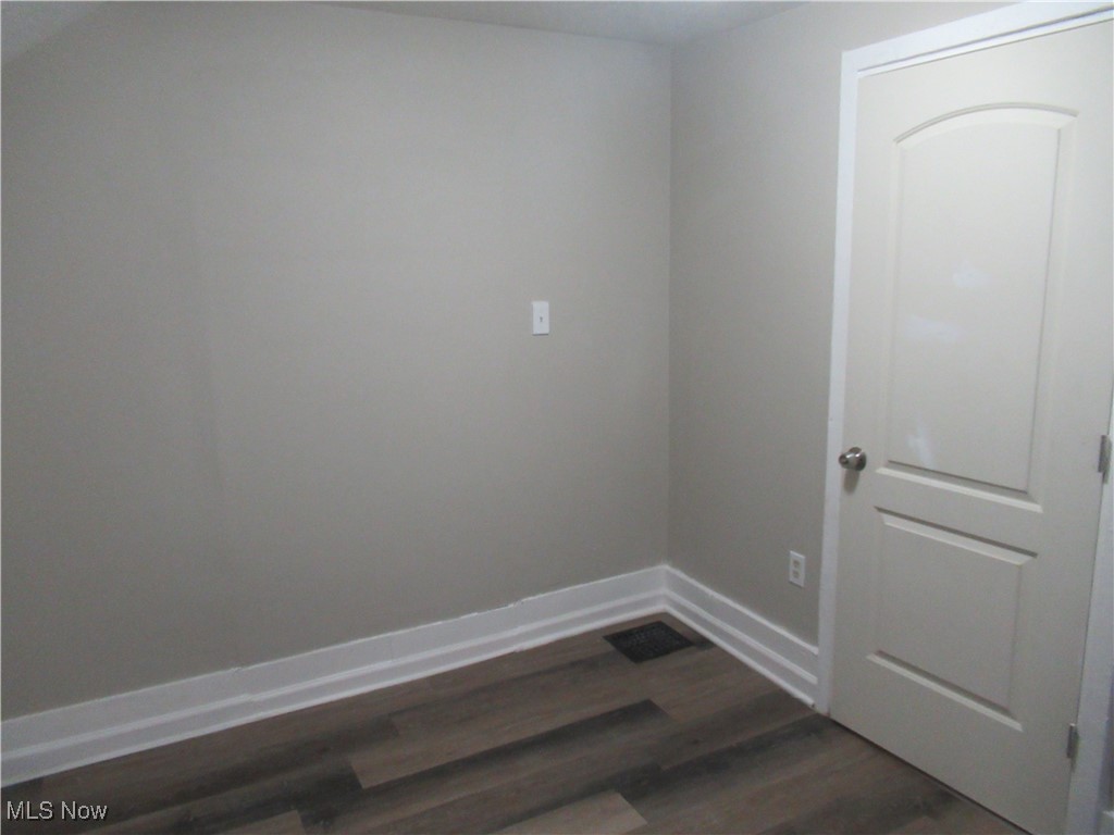 Elworthy Helwick - Residential Lease