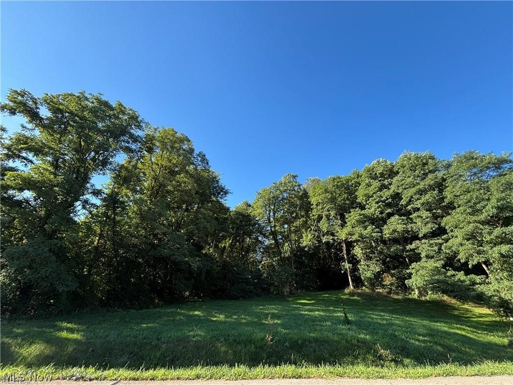 4872 Autumn Leaves Drive