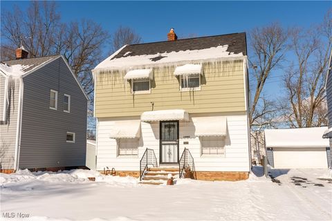 Photo of 13905 Thraves Avenue, Garfield Heights, OH 44125 (MLS # 5184361)