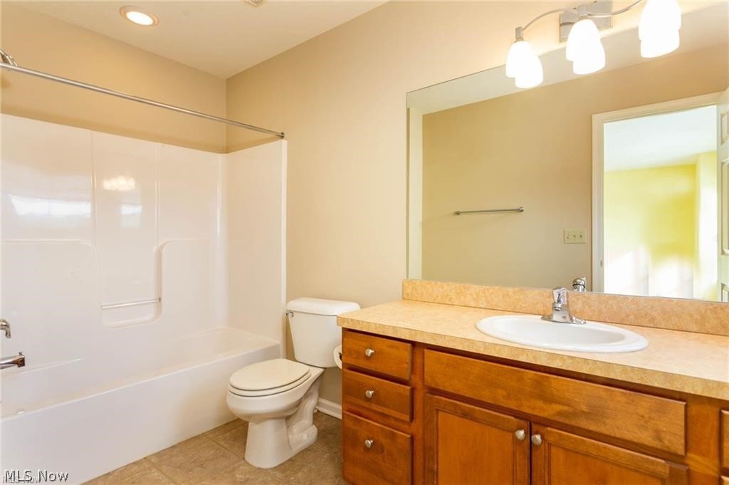 Villas/Woodhaven Ph 3 - Residential Lease