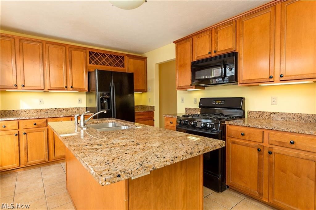 Villas/Woodhaven Ph 3 - Residential Lease