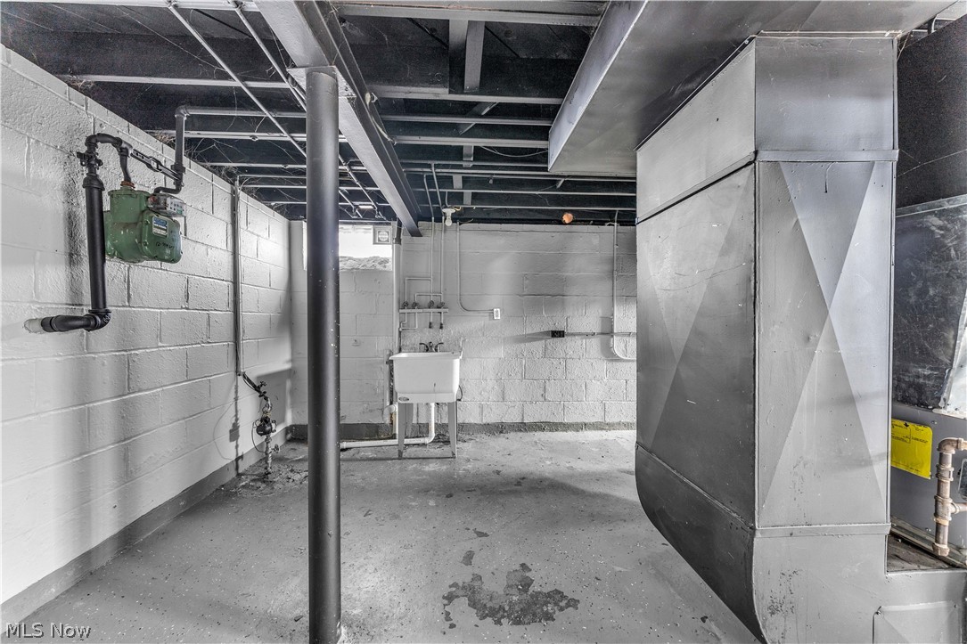 Garfield Park - Residential Lease