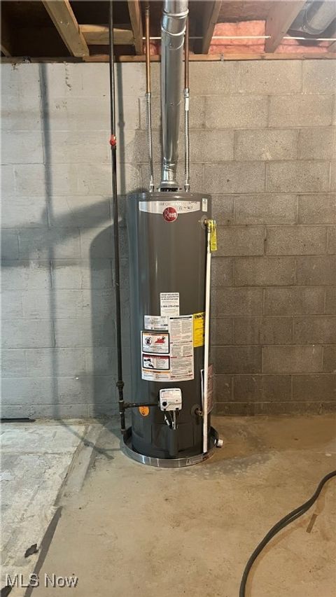 Tiny photo for 8779 Glenarden Circle NW, Massillon, OH 44646 (MLS # 5175264)