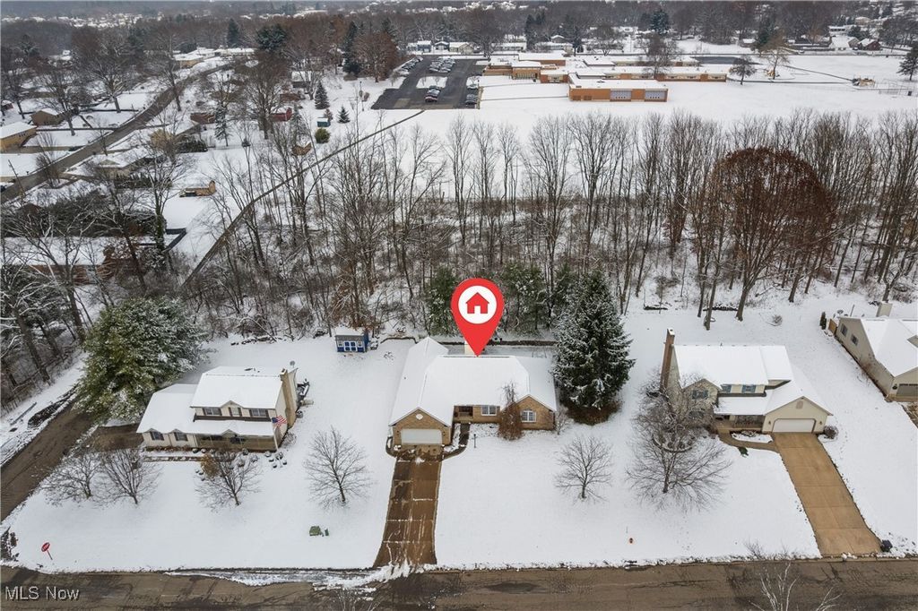 Photo of 8779 Glenarden Circle NW, Massillon, OH 44646 (MLS # 5175264)