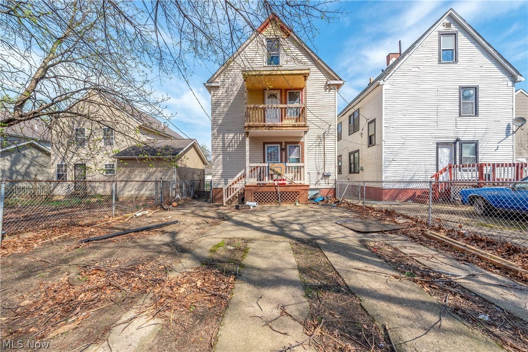 8206 Crumb Avenue