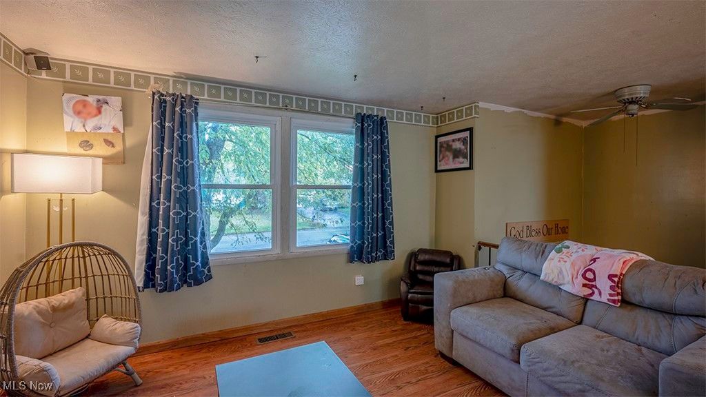 Photo of 8052 Castle Rock Drive NE, Warren, OH 44484 (MLS # 5167291)