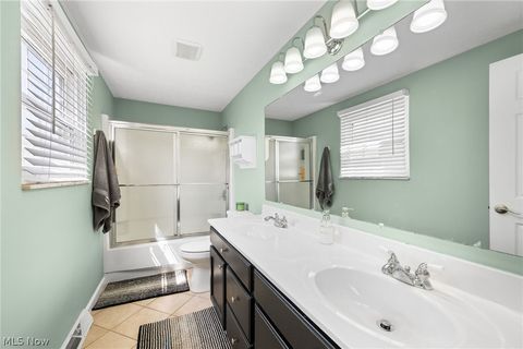 Tiny photo for 5660 Marine Parkway, Mentor on the Lake, OH 44060 (MLS # 5202275)