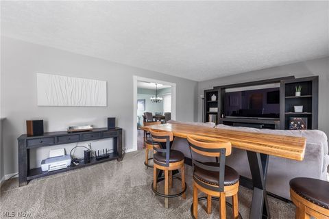 Tiny photo for 5660 Marine Parkway, Mentor on the Lake, OH 44060 (MLS # 5202275)