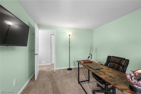 Tiny photo for 5660 Marine Parkway, Mentor on the Lake, OH 44060 (MLS # 5202275)