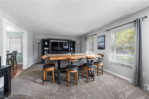 Tiny photo for 5660 Marine Parkway, Mentor on the Lake, OH 44060 (MLS # 5202275)