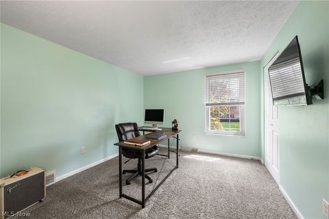 Tiny photo for 5660 Marine Parkway, Mentor on the Lake, OH 44060 (MLS # 5202275)