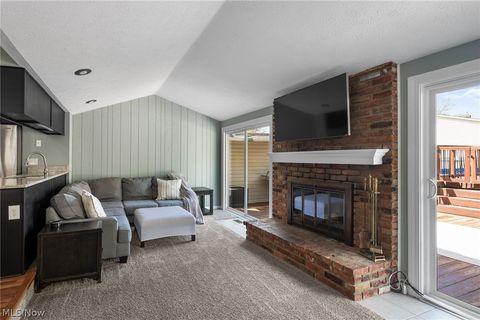 Tiny photo for 5660 Marine Parkway, Mentor on the Lake, OH 44060 (MLS # 5202275)