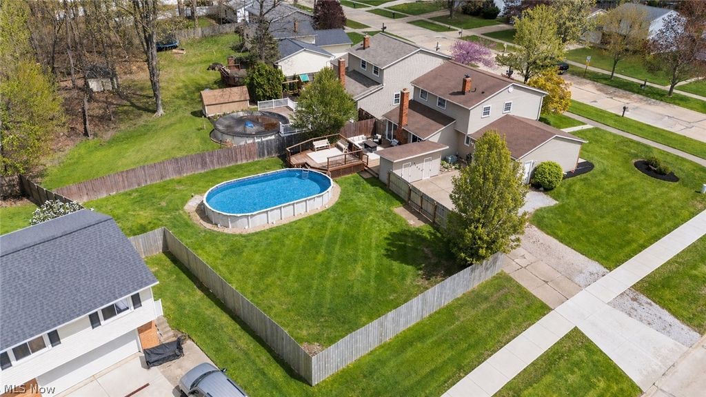 Photo of 5660 Marine Parkway, Mentor on the Lake, OH 44060 (MLS # 5202275)