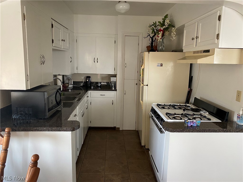 J H Schiller Allotment - Residential