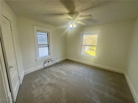 Tiny photo for 162 Westwood Ave #162, Akron, OH 44302 (MLS # 5179423)