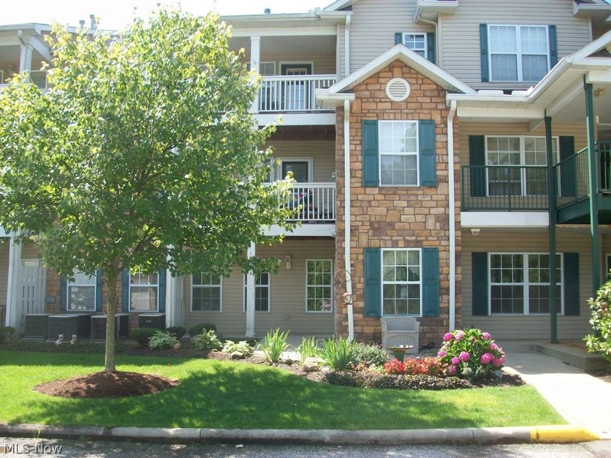 This property is eligible under the Freddie Mac First Look Initiative from 10/28/2014 to 11//17/2014. No Investor purchases until 11/18/2014. $500.00 Home Warranty allowance for owner occupied purchases. Property being sold “AS IS”