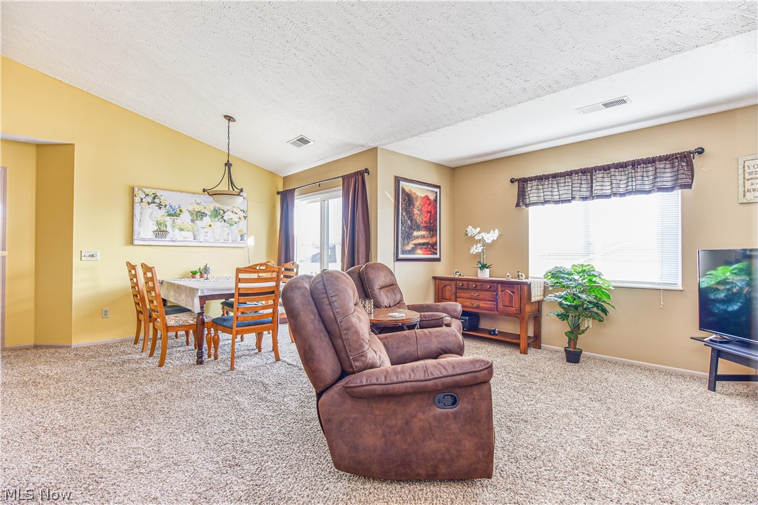 Brookledge Commons - Residential