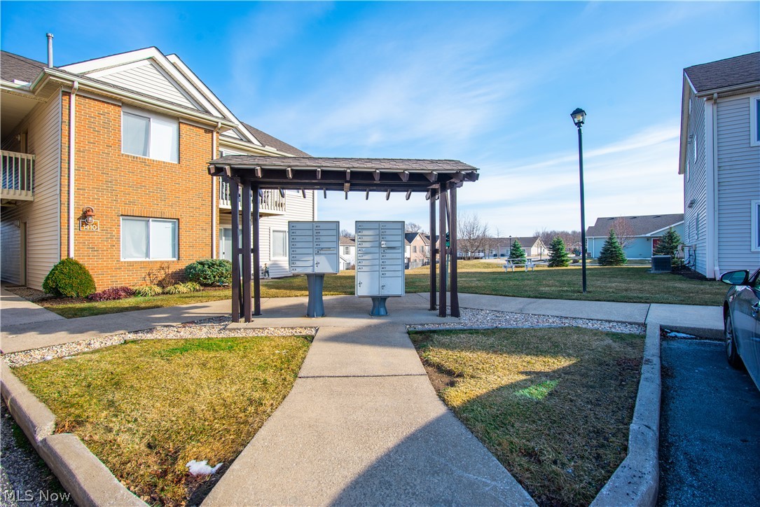 Brookledge Commons - Residential