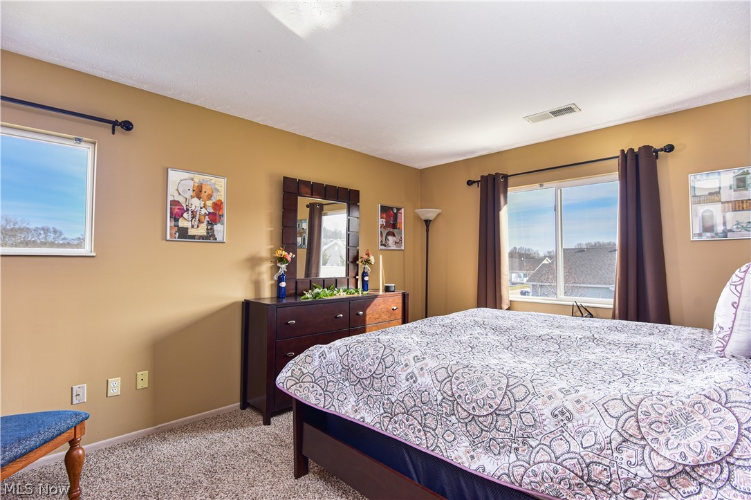 Brookledge Commons - Residential
