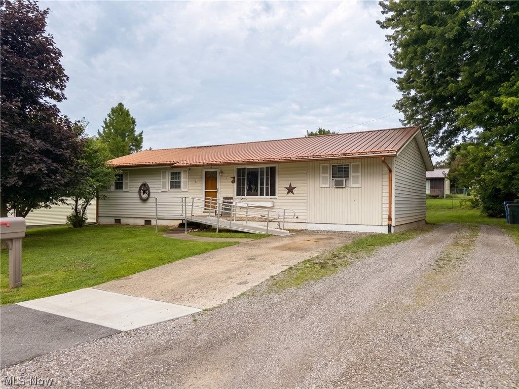 Photo of 9859 Indian Lake Road, Byesville, OH 43723 (MLS # 5217456)