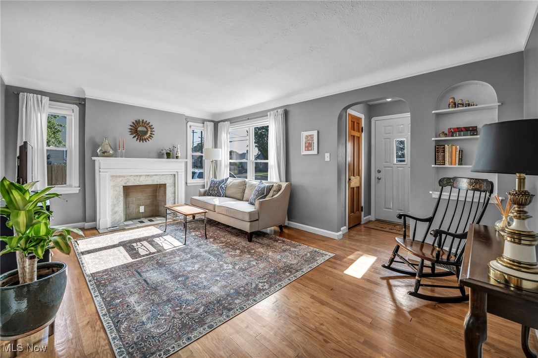 3188 W 142nd Street