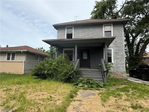 Homes For Sale - 235 Iddings Avenue<br/> Warren, OH 44483