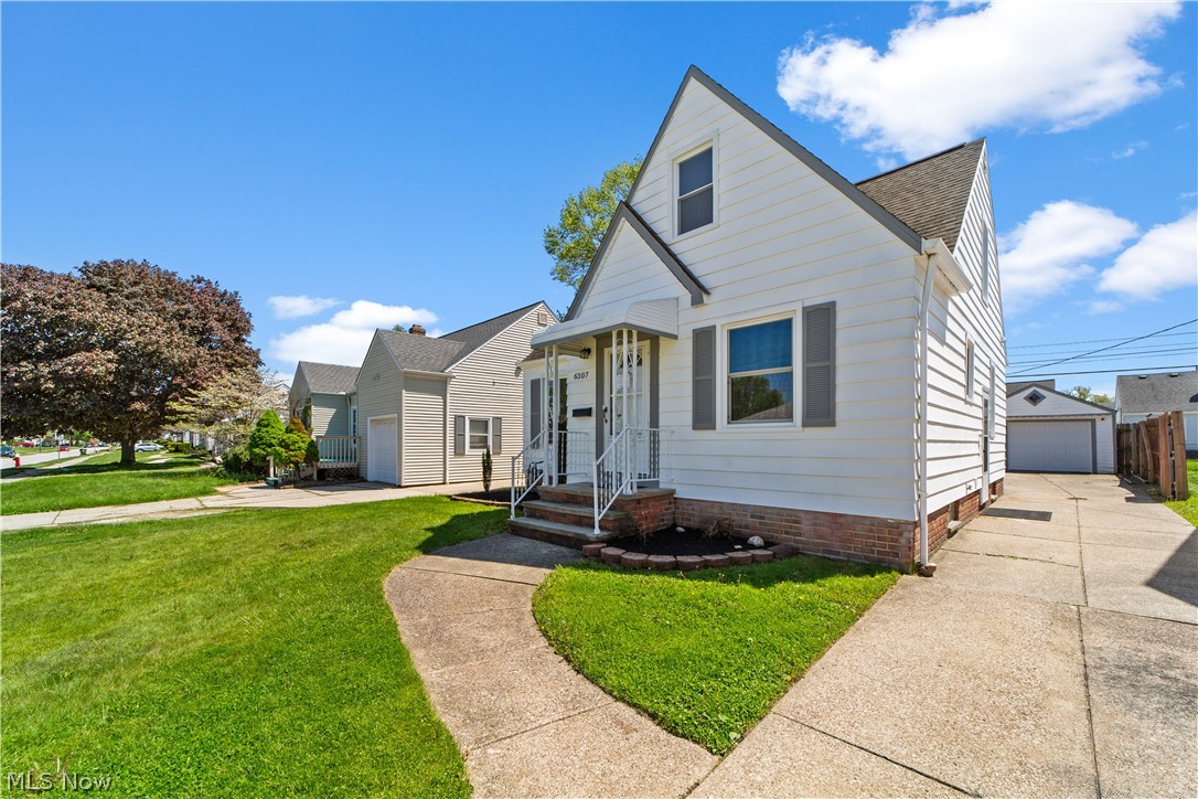 Ridgewood Gardens Anx - Residential