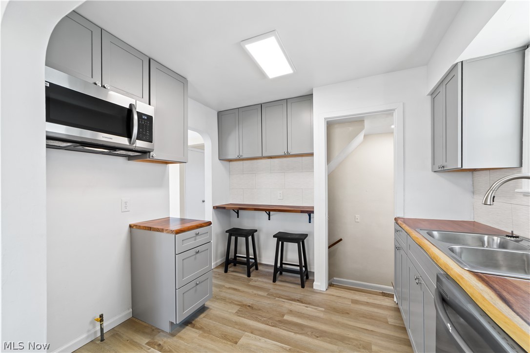 Ridgewood Gardens Anx - Residential