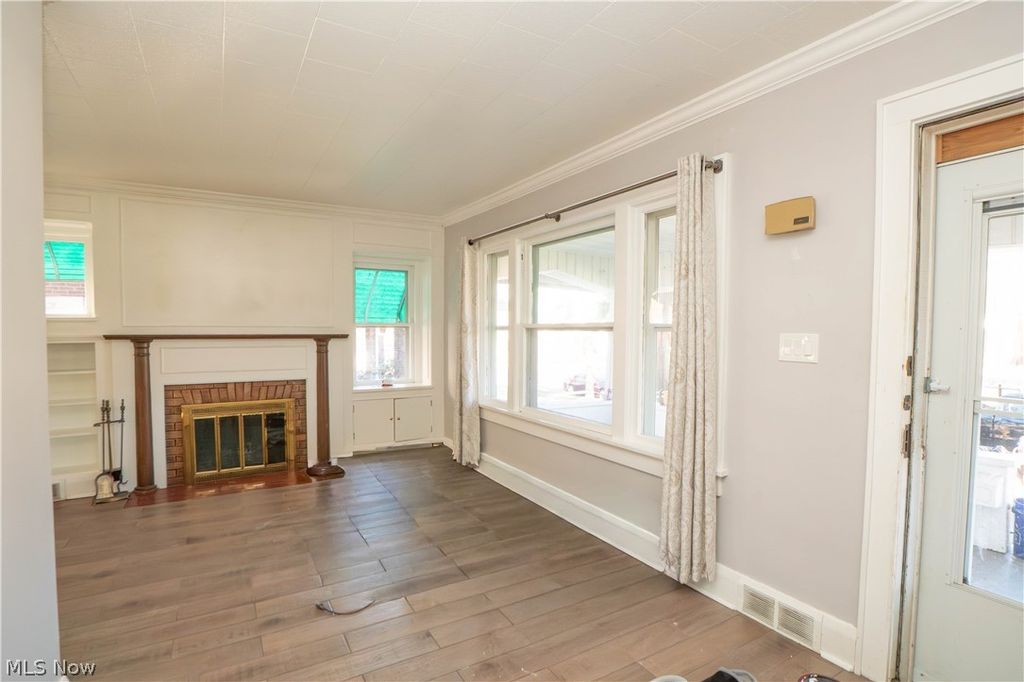 Photo of 315 Korman Avenue NE, Massillon, OH 44646 (MLS # 5193306)