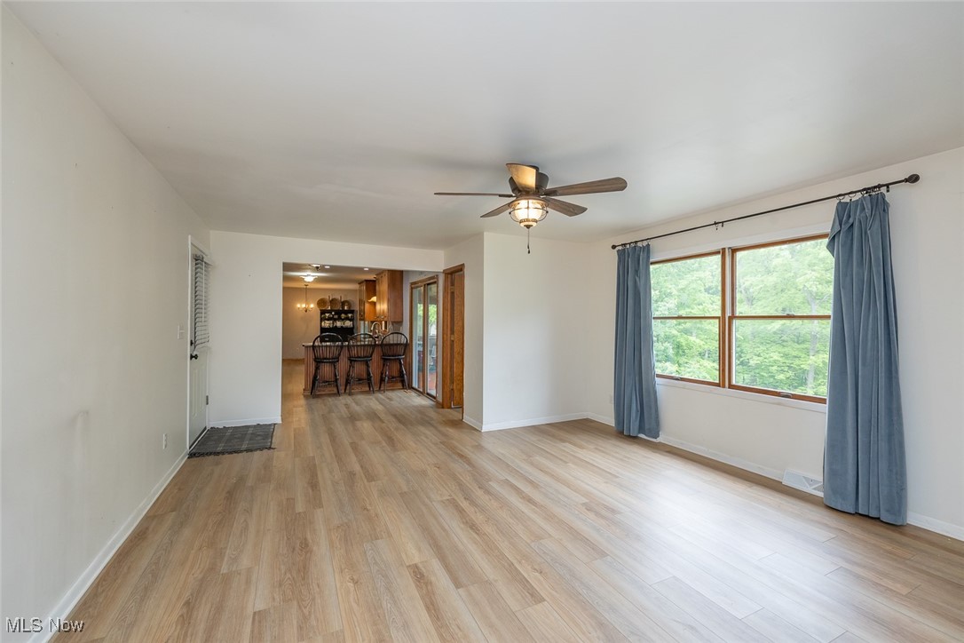 357 Leatherman Road, Wadsworth, Ohio image 16