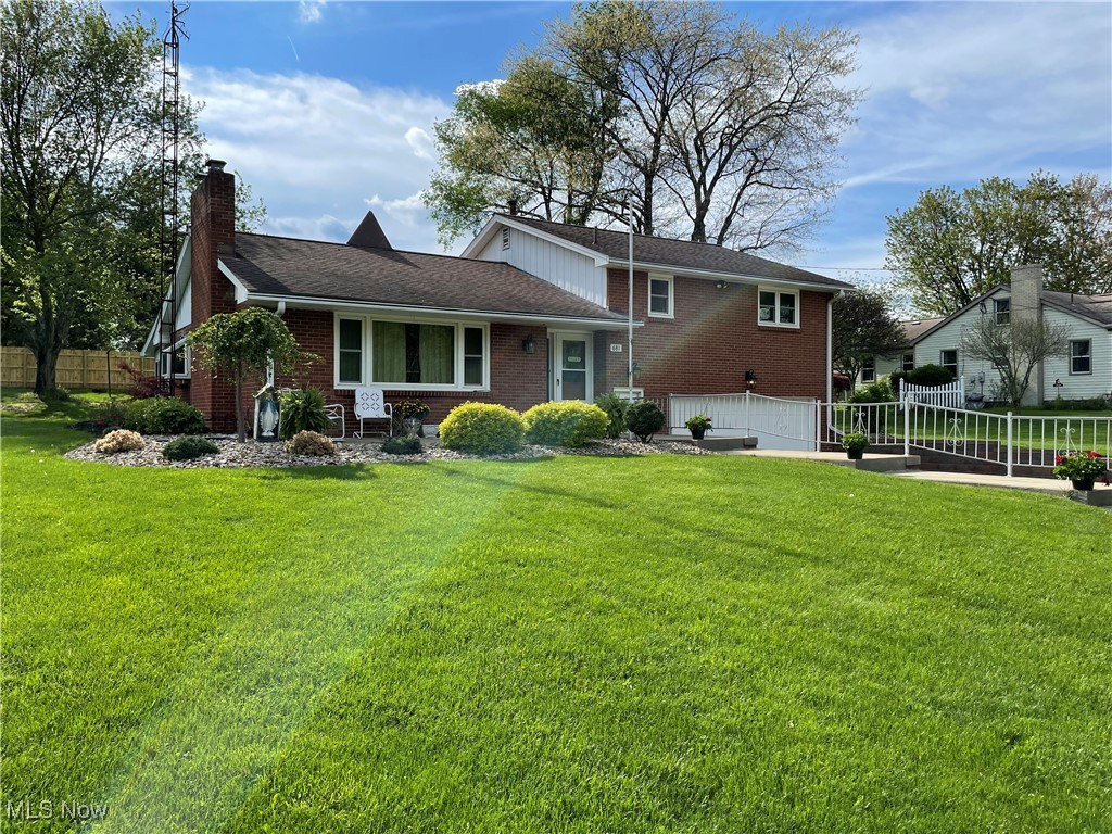 681 Grandview Avenue, East Palestine, Ohio image 1