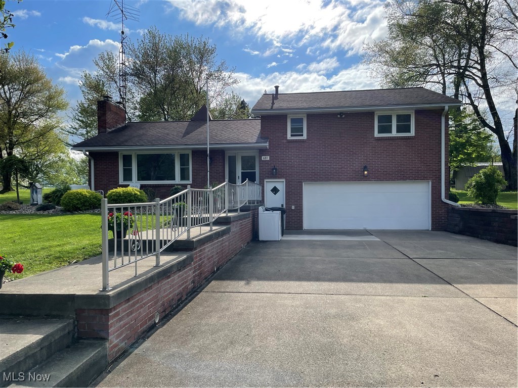 681 Grandview Avenue, East Palestine, Ohio image 3