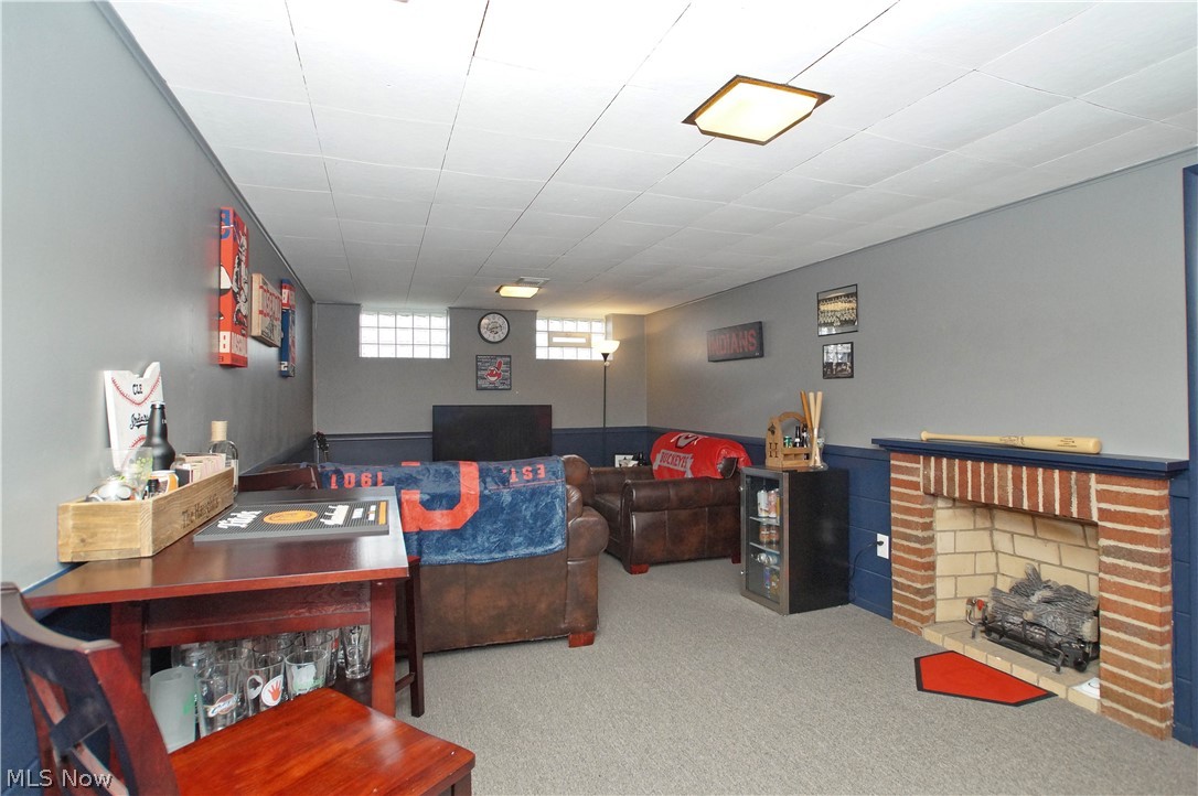 R M Wilkoff & Co Inc Mayfair - Residential