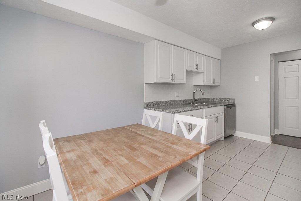 Kings Court Condo - Residential