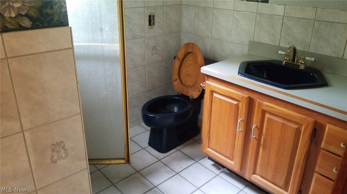 Barberton Realty Cos West Sid - Residential