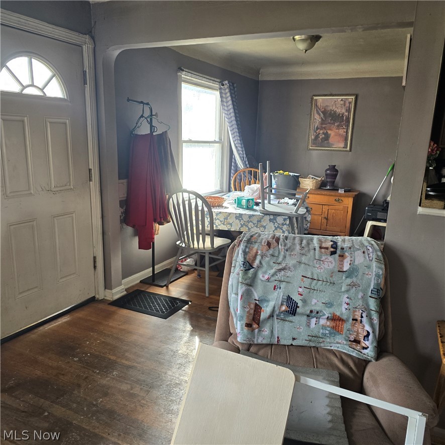 6514 Hampstead Avenue