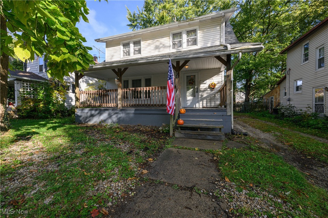 207 W Perry Street, Alliance, Ohio image 1