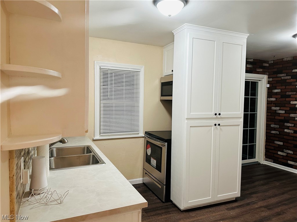 Oak Hills - Residential Lease