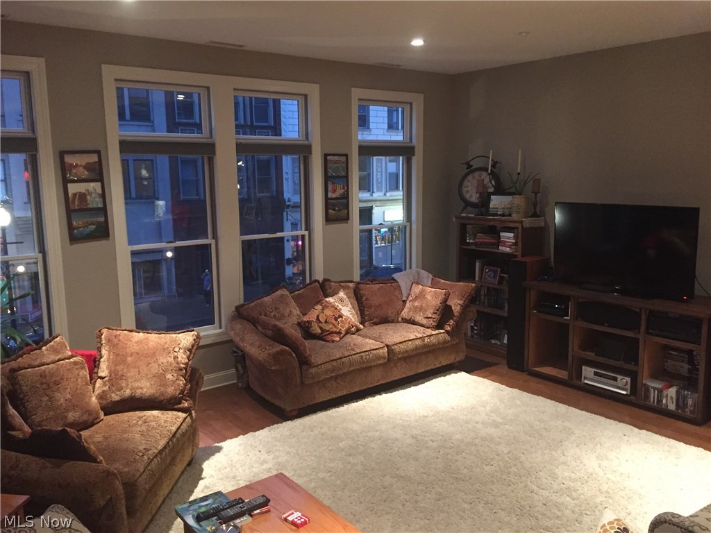 Village Lofts/Merchants Blk - Residential Lease